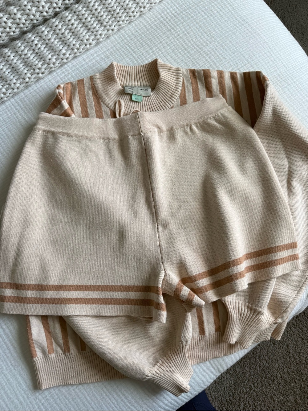 Anthropologie Cream Striped Sweater Mock Neck and Short Set, Size Large - Picture 2 of 6